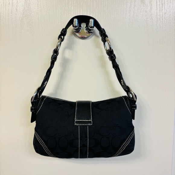 Coach  Soho Black Signature Canvas Shoulder Bag 6171
With dust bag included - Picture 4 of 13